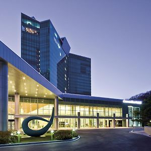 High1 Grand Hotel Convention Tower Čongson Exterior photo