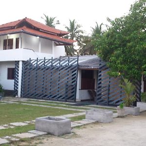 Hotel Anoleth Kalpitiya Exterior photo