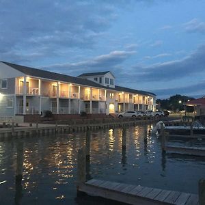 Anchor Inn Chincoteague Exterior photo