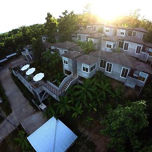 Hotel Tanya Baan Bon Doi Čiang Rai Exterior photo