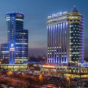 Grand Hotel Vidgof Čeljabinsk Exterior photo