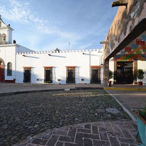 Hotel Mision La Muralla Amealco Exterior photo