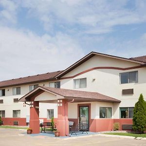 Motel Super 8 By Wyndham Washington/Peoria Area Exterior photo