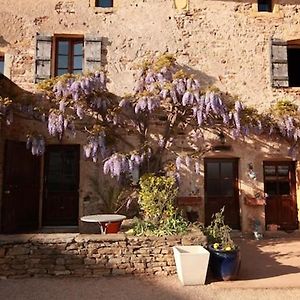 Bed and Breakfast Domaine De La Saule Jalogny Exterior photo