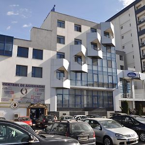 Hotel Alcadibo Center Piteşti Exterior photo