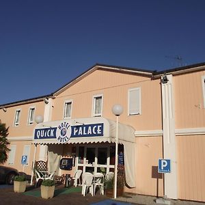 Hotel Quick Palace Le Mans Saint-Saturnin  Exterior photo