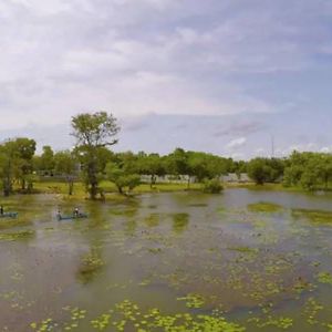 Hotel Grand Tamarind Lake Kataragama Exterior photo