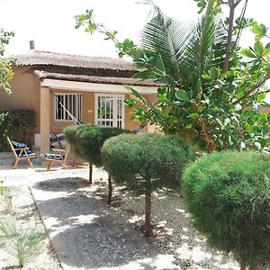 Hotel Maison De Vacances A Foundiougne, Senegal Exterior photo