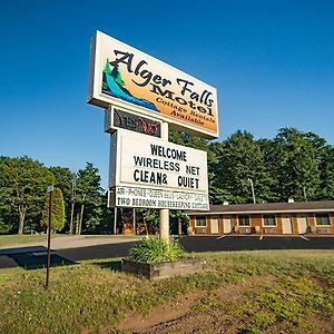 Alger Falls Motel Munising Exterior photo