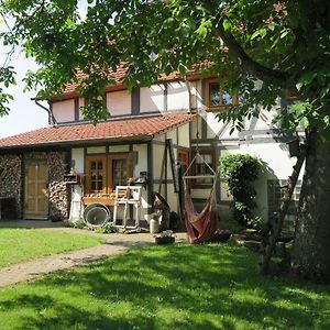 Apartmán Fachwerktraum Im Hof Alheim Exterior photo