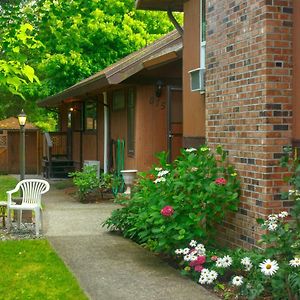 Vila Coles Bay Vacation Retreat North Saanich Exterior photo