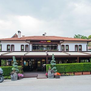 Zlaten Rozhen Family Hotel Exterior photo