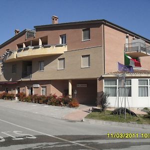 Residence La Collinetta Cagli Exterior photo