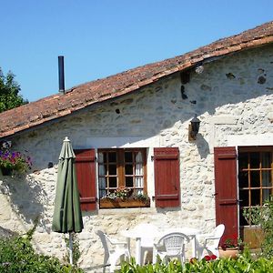 Vila Gite Chez Marot Varaignes Exterior photo