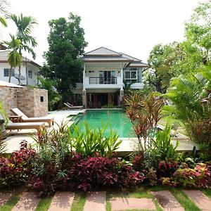 Starry Night Villa By Zhang Bin Čiang Mai Exterior photo