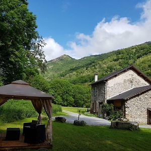 Vila Gite La Fargue De Cabre Val-de-Sos Exterior photo