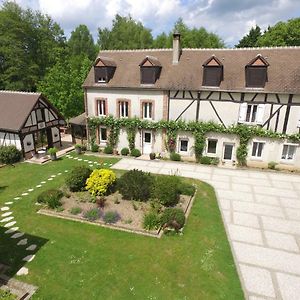 Bed and Breakfast Le Moulin De La Barre Cernoy-en-Berry Exterior photo