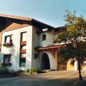 Apartmán Haus Helga Hof bei Salzburg Exterior photo