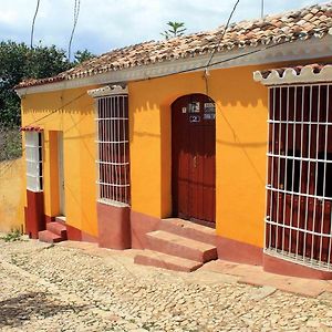 Hotel Hostal La Esmeralda Trinidad La Popa Exterior photo