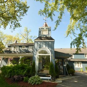 Windspire Inn Port Elgin Exterior photo