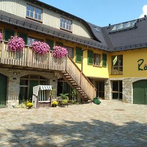 Hotel Pension Raupennest Mit Blockhaussauna Budyšín Exterior photo