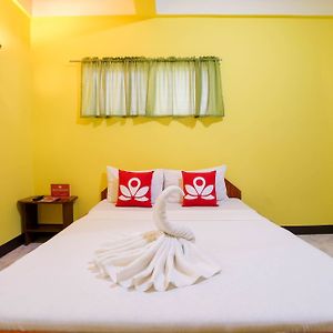 Zen Rooms White Beach Puerto Galera Exterior photo