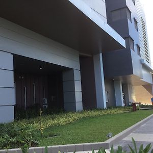 Hotel Davao Avida Towers By Jyu Exterior photo