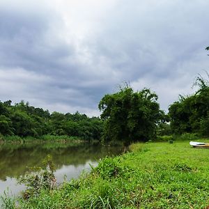 Kandy Cabana Eco Resort Doluwa Exterior photo