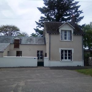 Vila Chateaux De La Loire Zoo De Beauval Pontlevoy Exterior photo