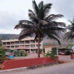 Sagar Sawali Beach Resort Karde Dāpoli Exterior photo