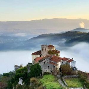 Lavinium Albergo Diffuso Castelluccio Inferiore Exterior photo