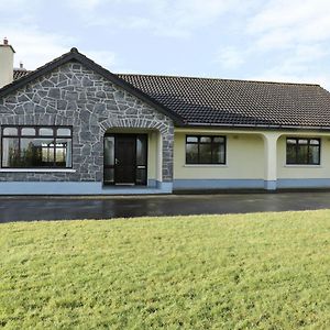 Vila Castle View Oughterard Exterior photo