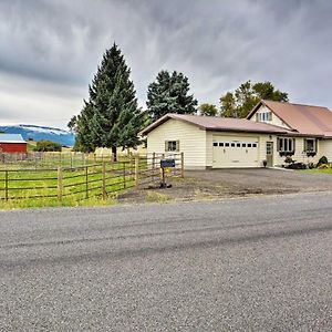 Vila Farmhouse In Country Setting Near Gravity Hill Grangeville Exterior photo