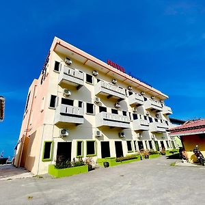 Hotel & Chalet Sportfishing Pnk Teluk Bahang Exterior photo