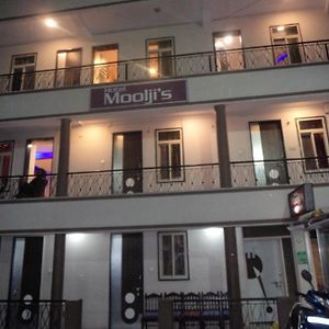 Exotic Stay Near Shivaji Marg Mount Ábú Exterior photo